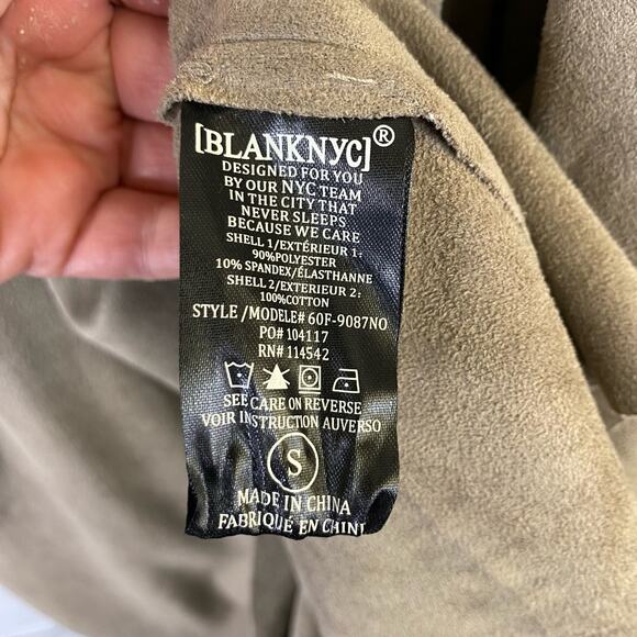 BlankNYC size small Womens Vegan Leather Suede Cardigan Jacket Tan Beige Button - Picture 8 of 8